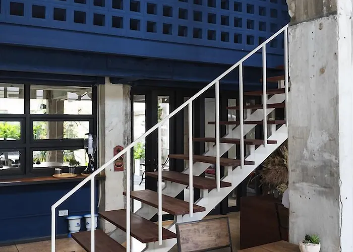 Yim Yam & Garden Albergue *