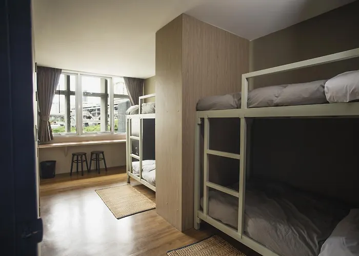 Yim Yam & Garden Albergue